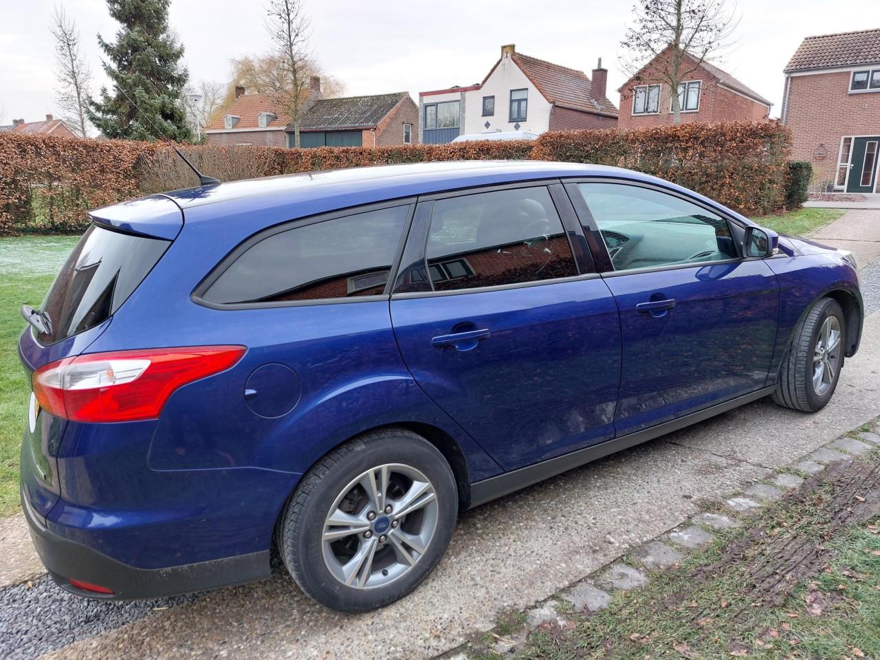 Ford Focus 1.0 Ecoboost 74KW Wagon 2014 Blauw