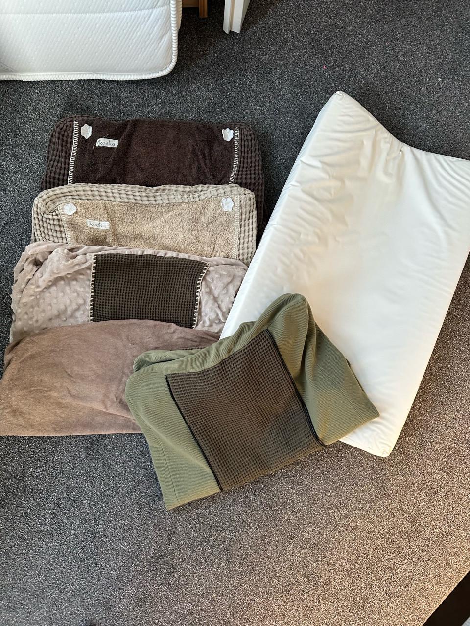 Aankleedkussen + 5 hoezen