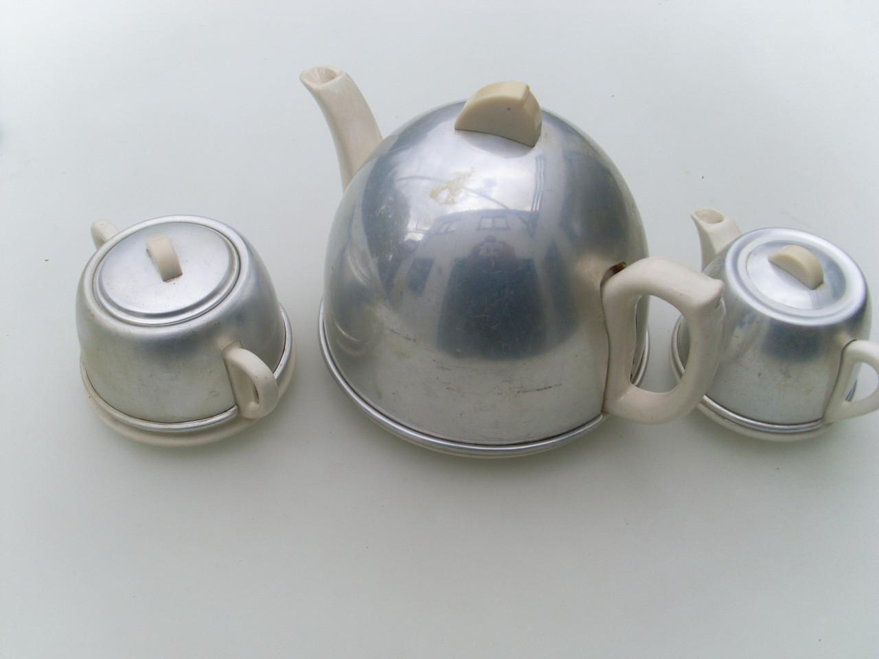 Vintage koffiekan-suikerpot-melkkan in perfecte staat