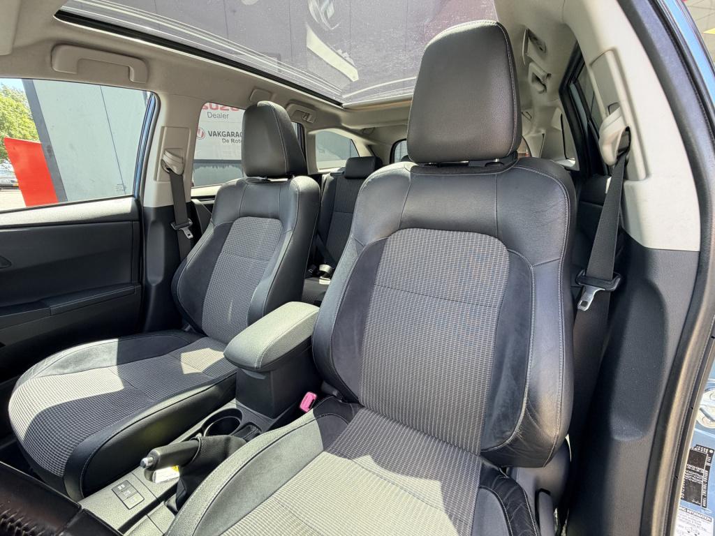 Toyota Auris touring sports 1.8 hybrid lease pro | radio | nav | panorama d