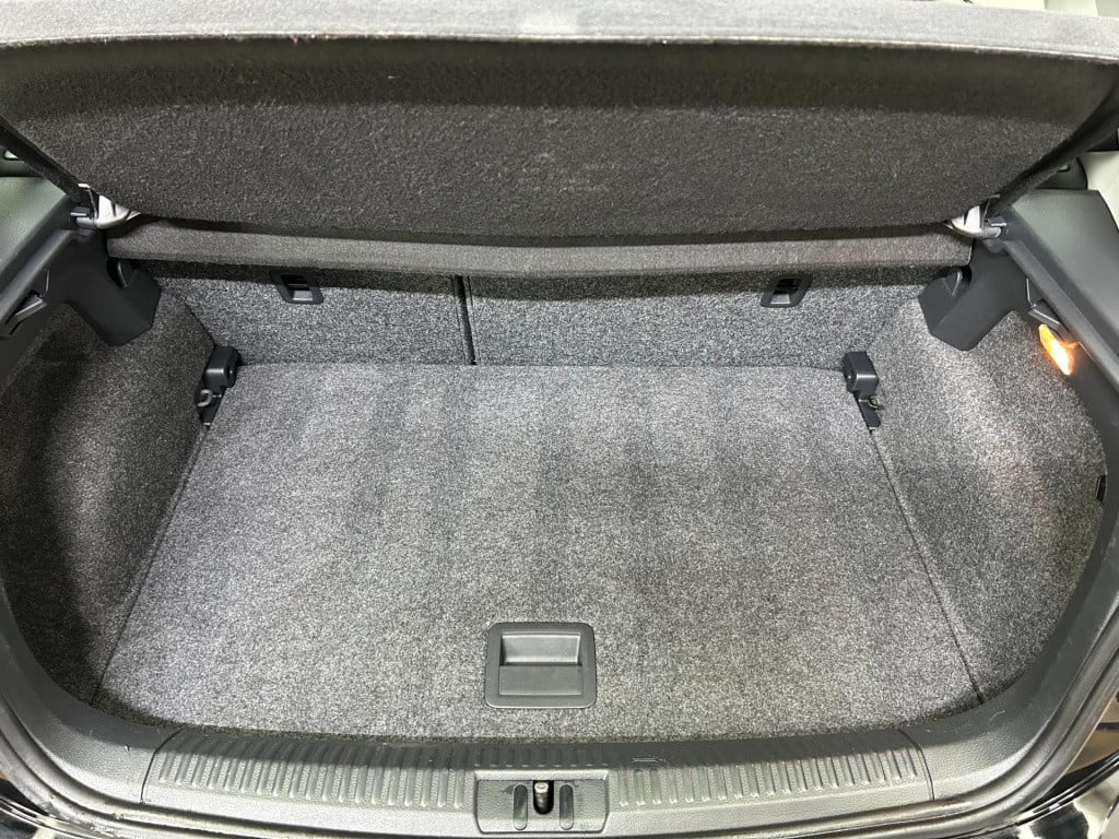 Volkswagen Polo occasion 1.0 bluemotion edition | zwart | tweedehands volks