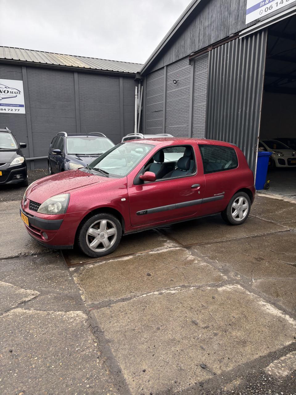 Renault Clio met weinig kilometers