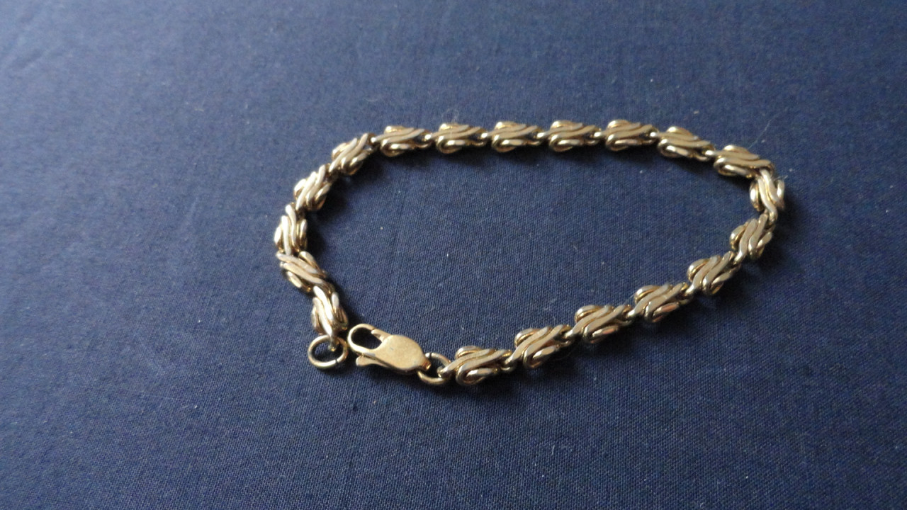 Doublé armband 7 gram (zie foto’s) Prijs € 30,00 (excl. verzendkosten)