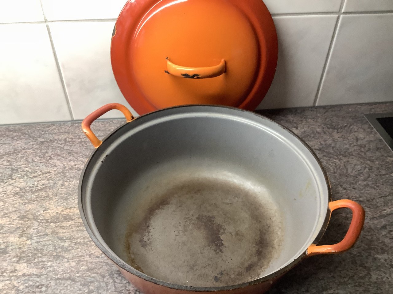 Emaille pan
