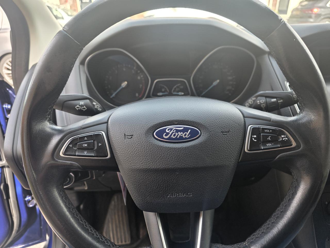 Tekoop zeer mooie Ford Focus Wagon. Bj 2017