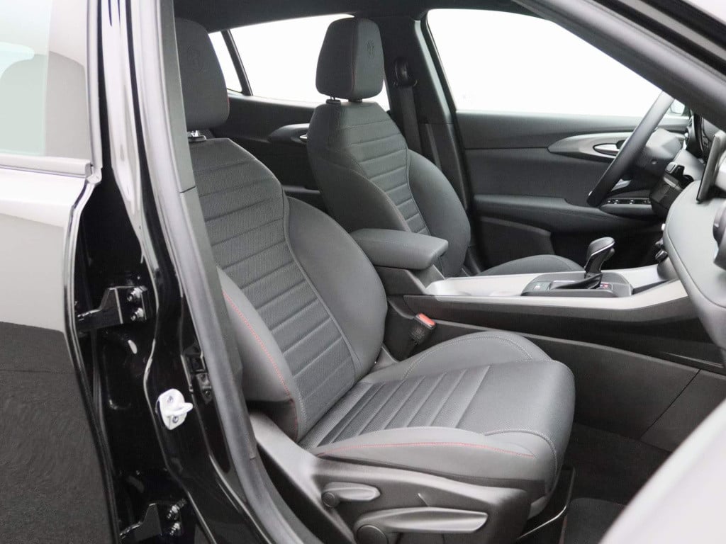 Alfa Romeo Tonale 1.5t hybrid sprint | navigatie | parkeersensoren | digita