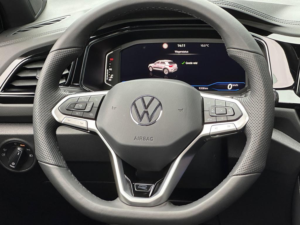 Volkswagen T-roc 1.5 tsi r-line | black style | panoramadak | 19 inch | cam