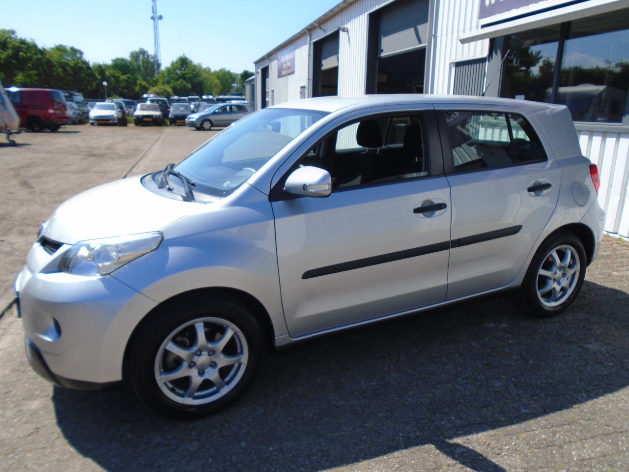 Toyota Urban Cruiser 1.3VVTi