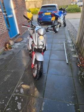 Kawasaki er6n 2008 weinig kilometers