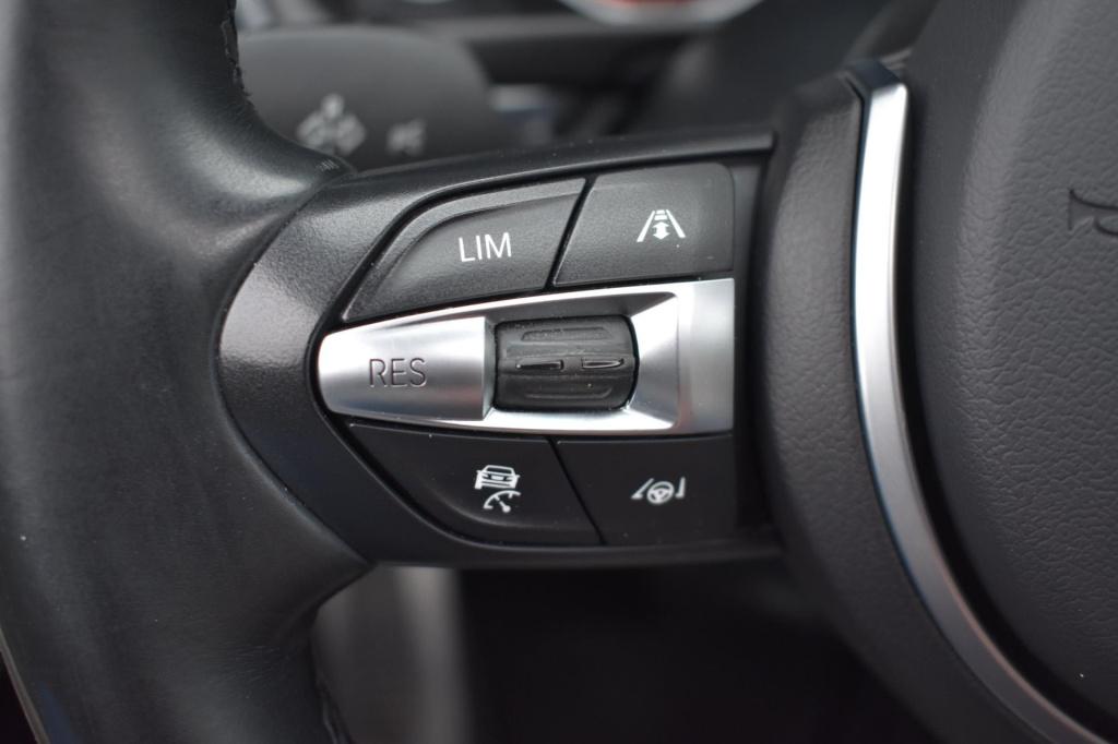 BMW 5 Serie 520i m sport | schuifdak | camera | leder | nap | adapt. cruise