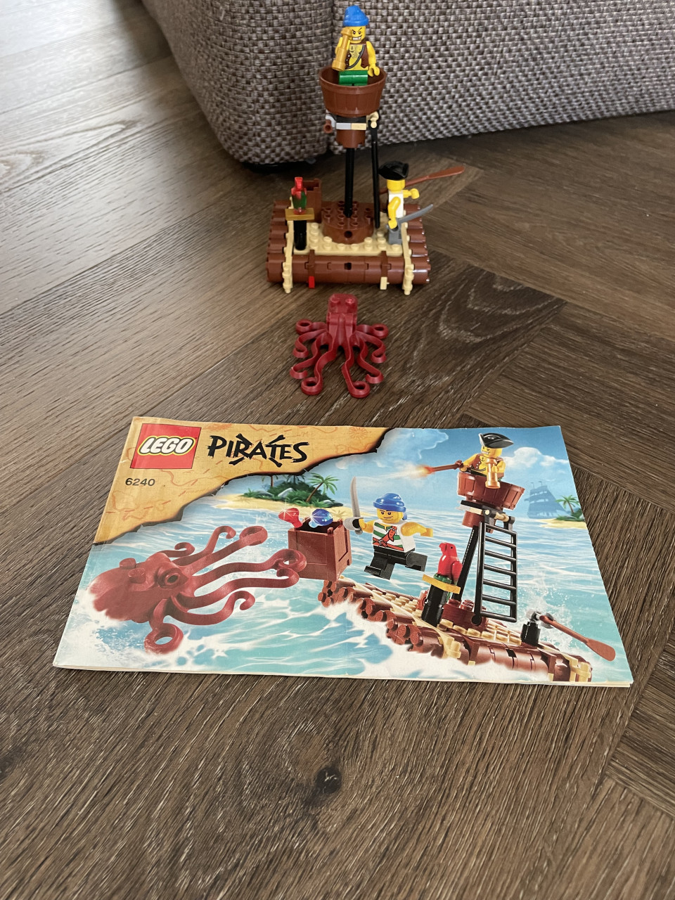 Lego Pirates: Aanval van de reuzeninktvis 6240