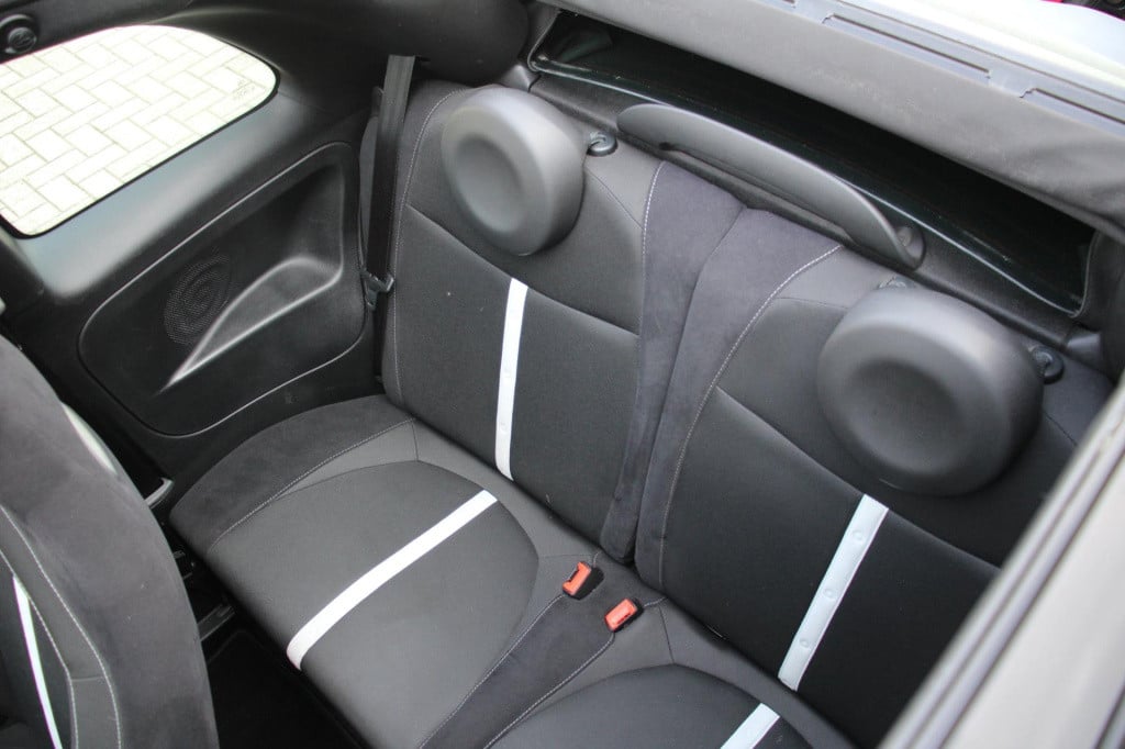 Abarth 500c 1.4 t-jet scorpione - alcantara - aux/usb - 17inch - pdc - gric
