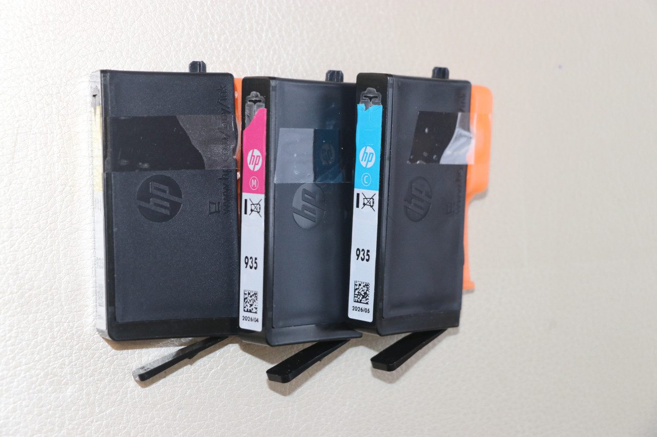 HP Cartridges Verkeerd gekocht. Kan ze niet teruggeven. HP 935 rood geldig