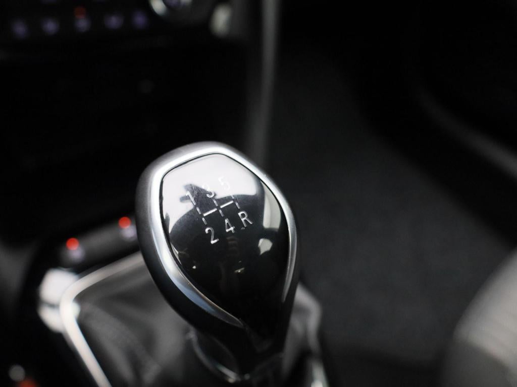 Opel Corsa 1.2 level 2 | bluetooth | apple carplay / android auto | cruise 