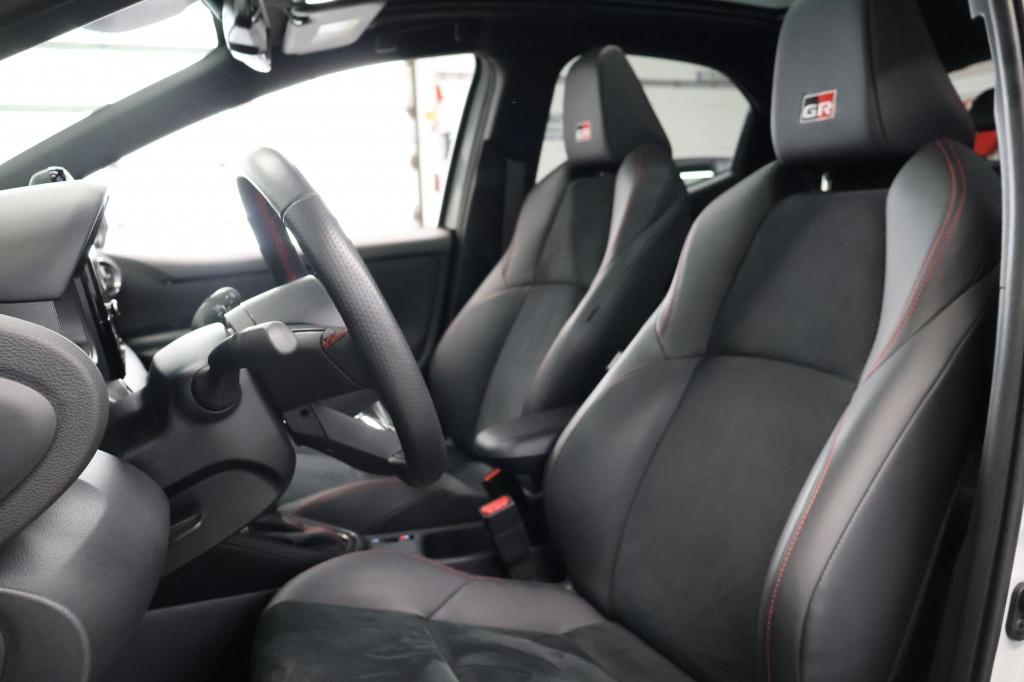 Toyota Yaris 1.5 hyb.130 gr sport
