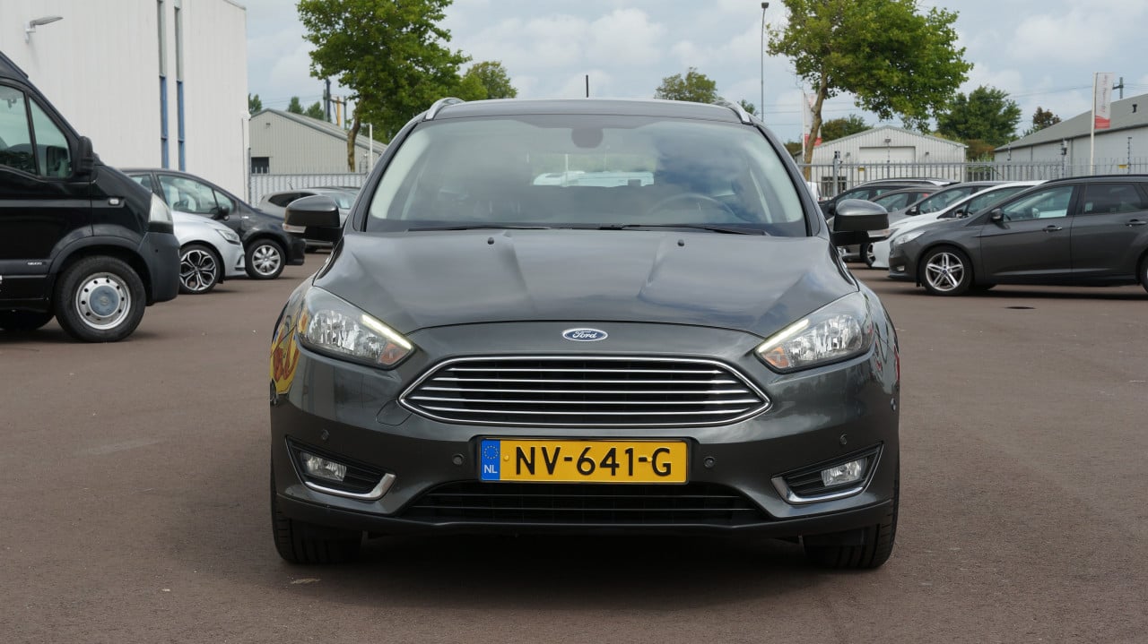 Ford Focus Wagon 1.5 Titanium rijklaar incl garantie