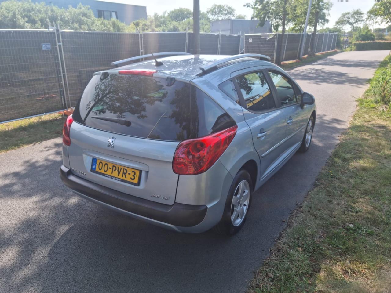 Peugeot 207 sw 1.4vti style bj 2011 180.000km apk 31-3-2027