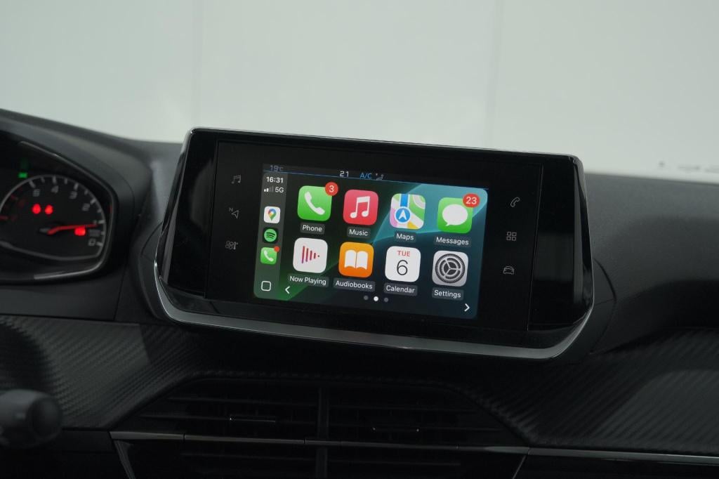 Peugeot 2008 puretech 130 eat8 allure | camera | navigatie | parkeersensore