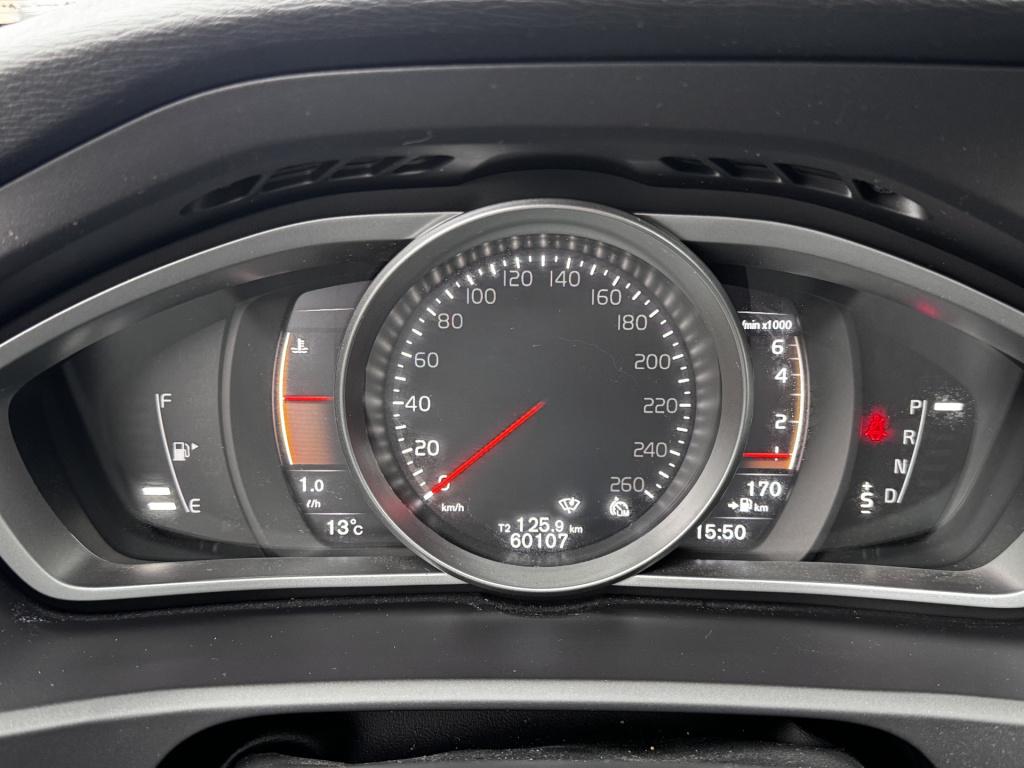 Volvo V40 cross country 1.5 t3 summum
