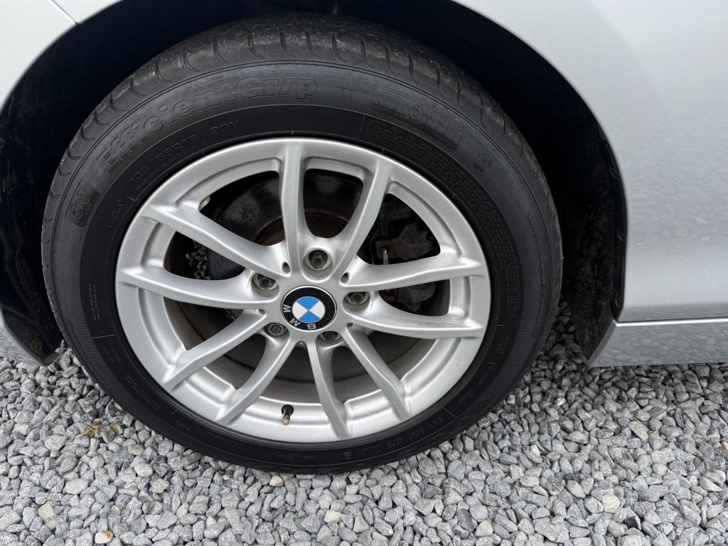 BMW 1 Serie 114i executive business+ 3-drs