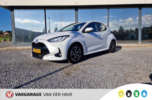 Toyota Yaris 1.5 hybrid first edition | automaat | adaptieve cruise control