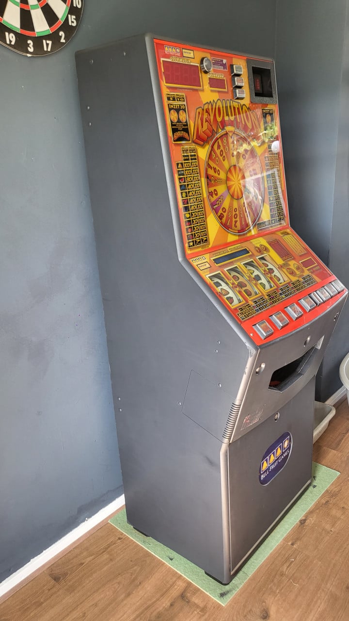 Revolution fruitautomaat halversie de echte