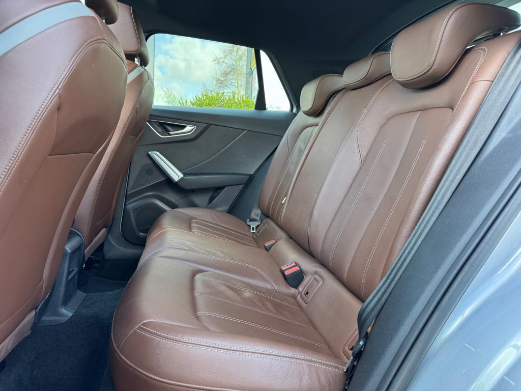 Audi Q2 35 tfsi cod s- edition * pano * leder * keyless * virtual cockpit