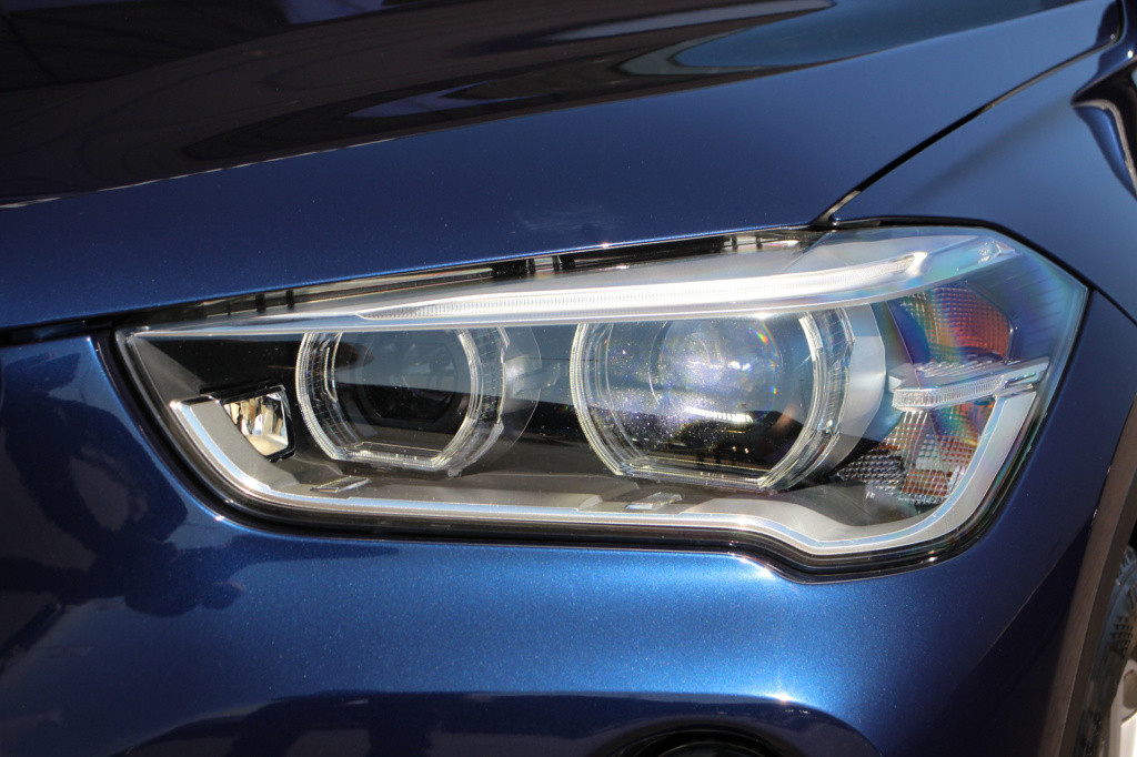 BMW X1 xdrive25i centennial high executive | leder | navi | cruise