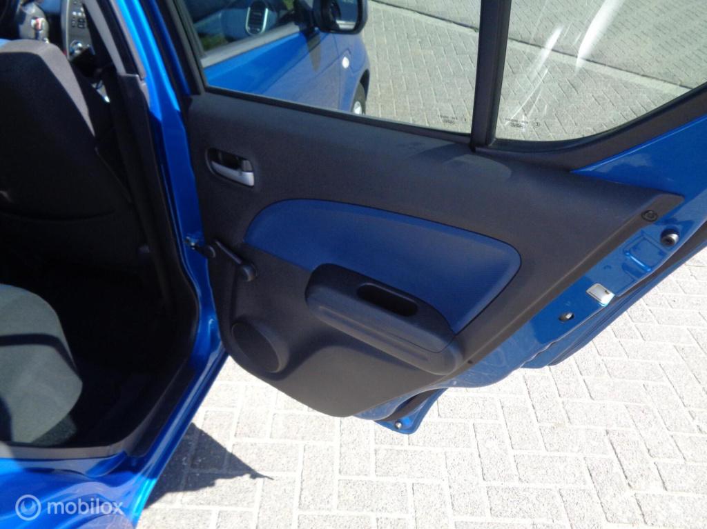 Opel Agila 1.0 edition/airco/lm velgen/donker glas/hele nette auto/slechts 
