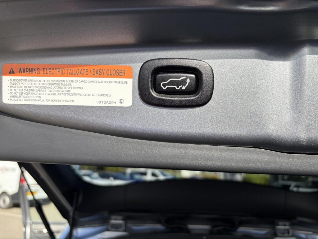 Mitsubishi Outlander 2.0 phev instyle+