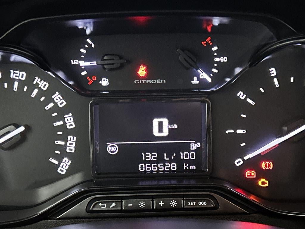 Citroen C3 82 pk shine | rijklaar | trekhaak | parkeersensoren | apple carp