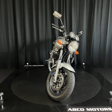 Yamaha XJR1300