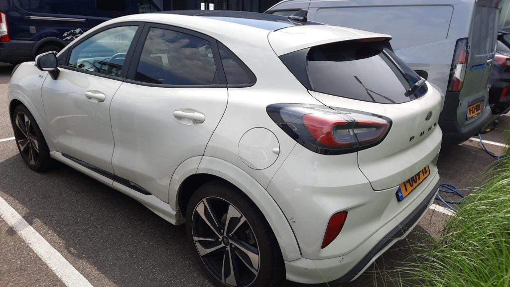 Ford Puma 1.0 ecoboost st-line x winter pack - pano dak - adapt. cruise con