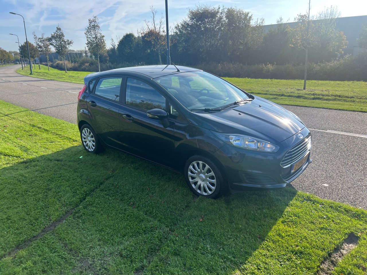 Keurige Ford Fiesta uit 2014 met slechts 58.000 km, Automaat!!