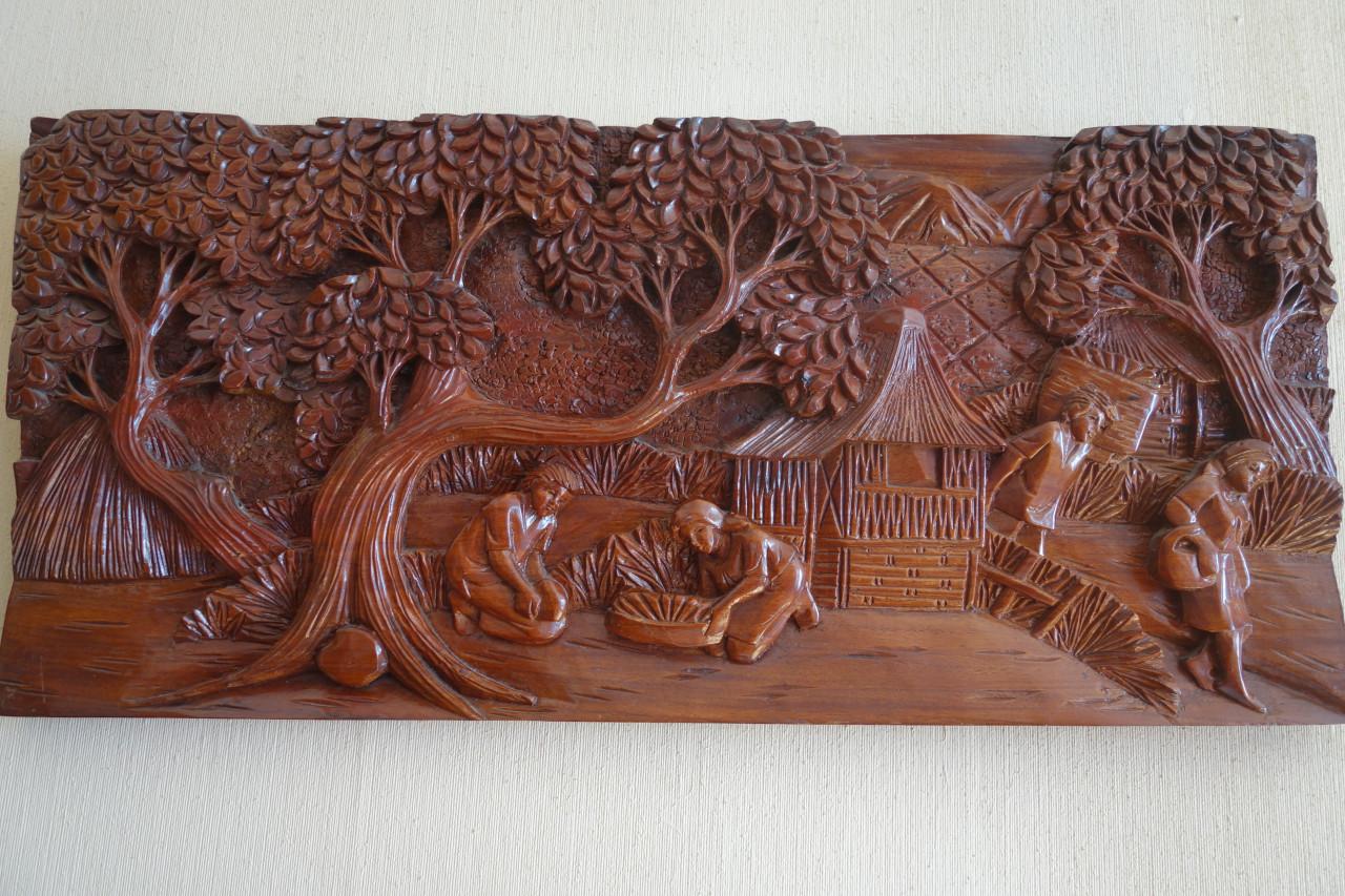 Vintage Indonesisch /Bali handgesneden houten paneel 69 x 32' cm
