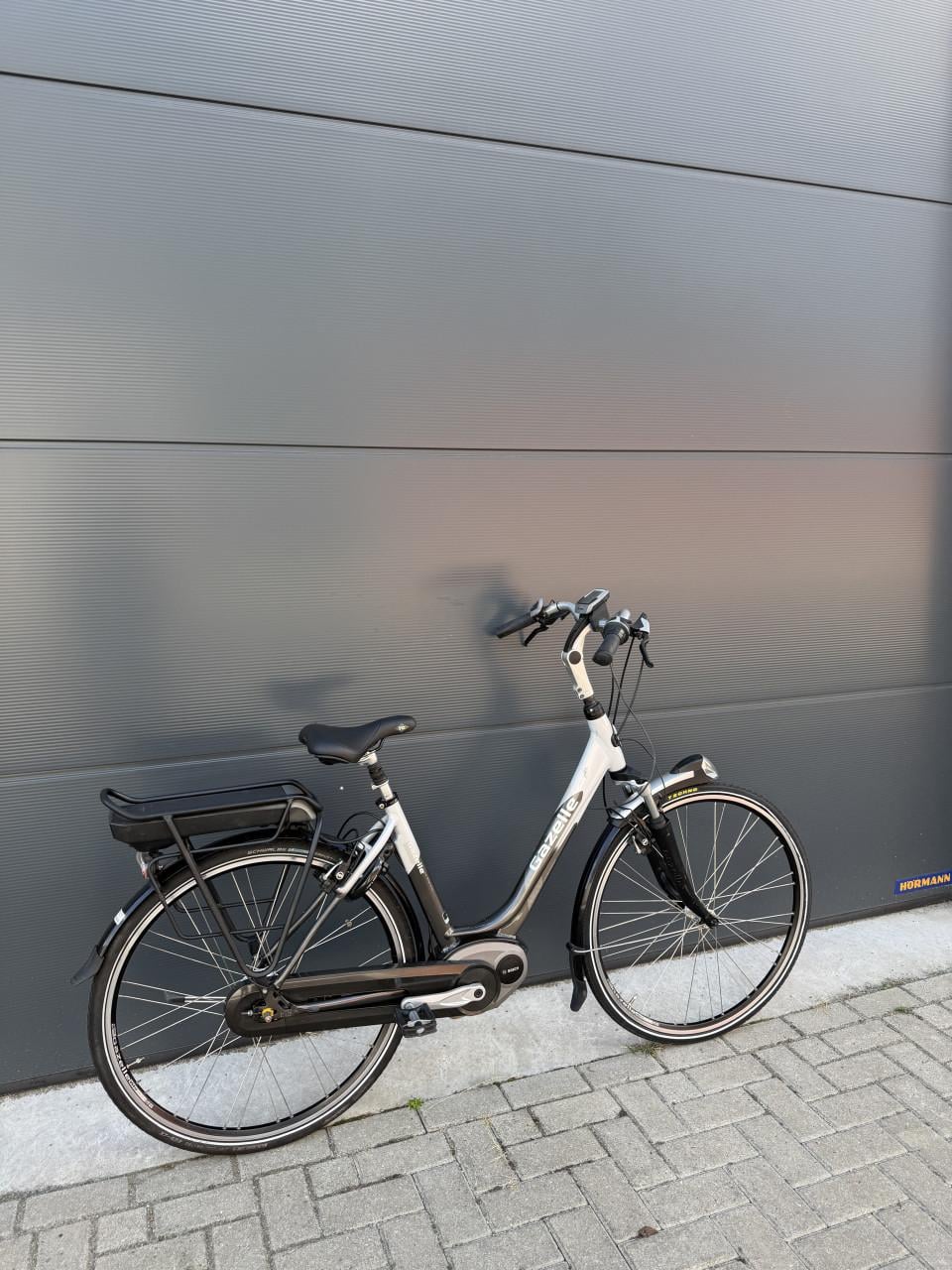 Gazelle Orange middenmotor elektrische fiets 400WH
