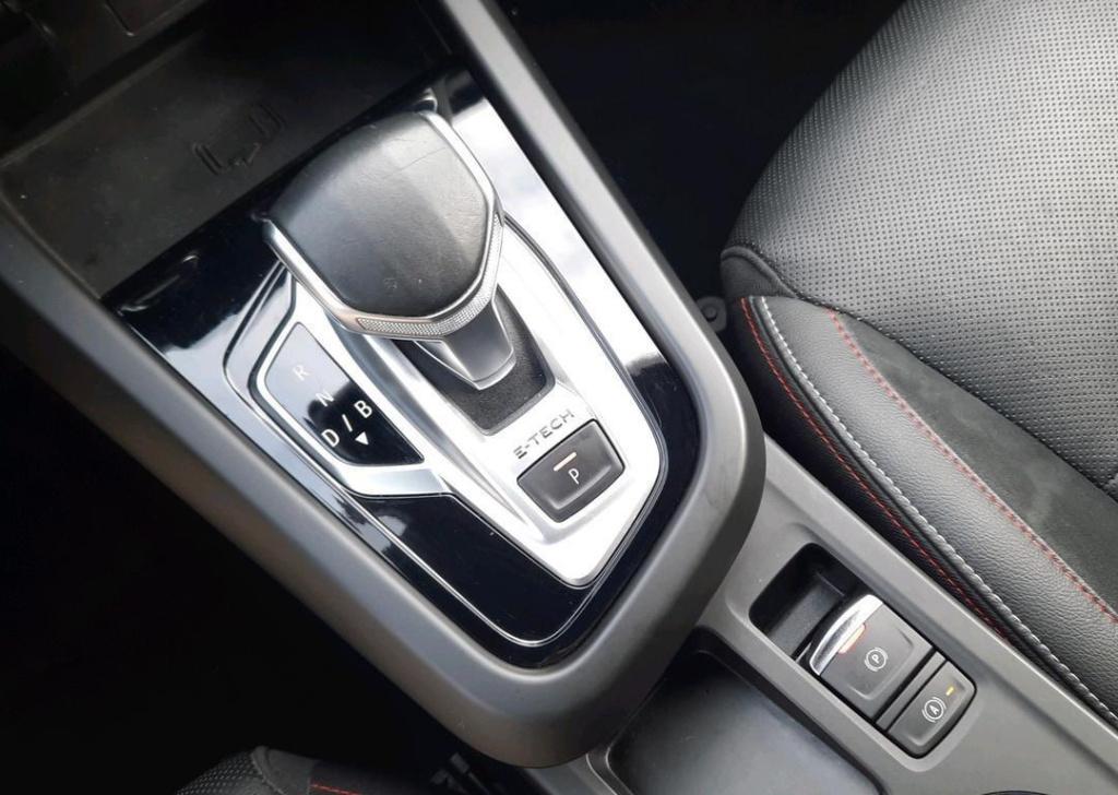 Renault Arkana 1.6 e-tech hybrid 145 e-tech r.s. line - trekhaak