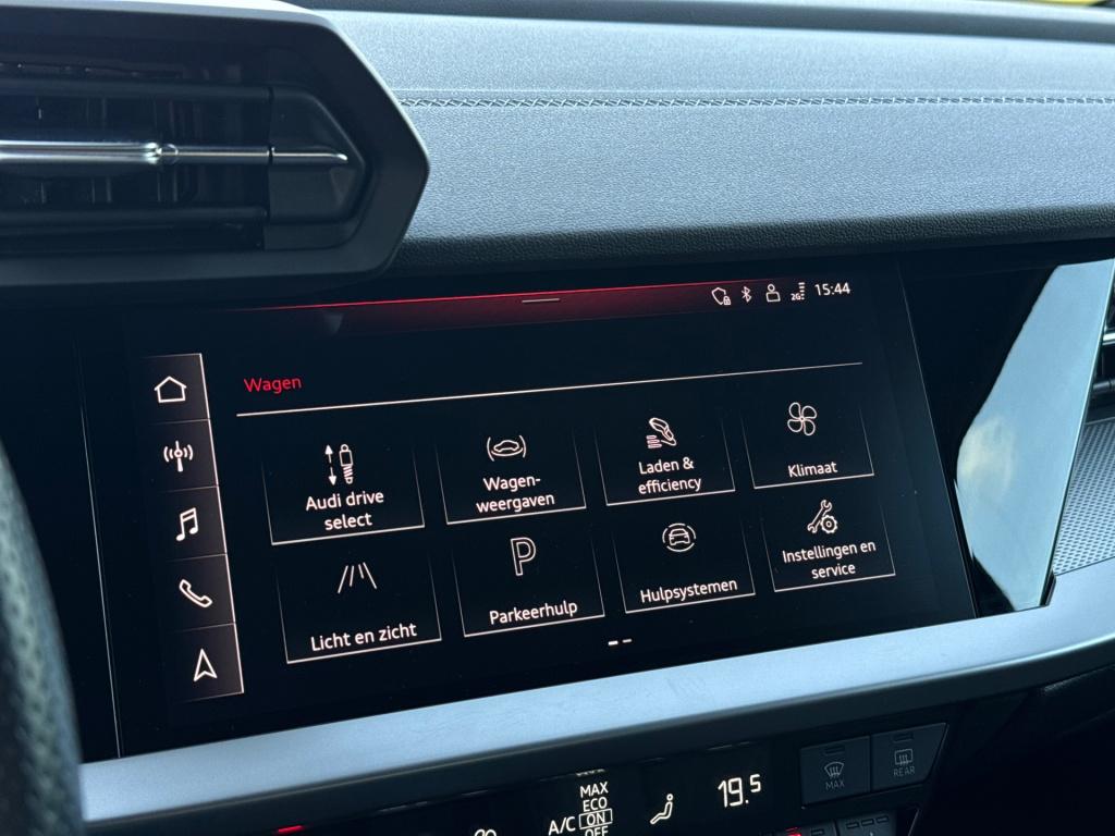Audi A3 sportback 40 tfsie advance s-line * matrix led * camera * 18 inch