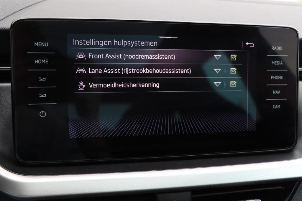 Skoda Scala 1.0 tsi sport business