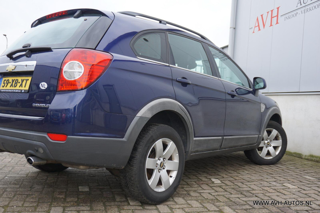 Chevrolet Captiva 2.4 intro edition 2wd