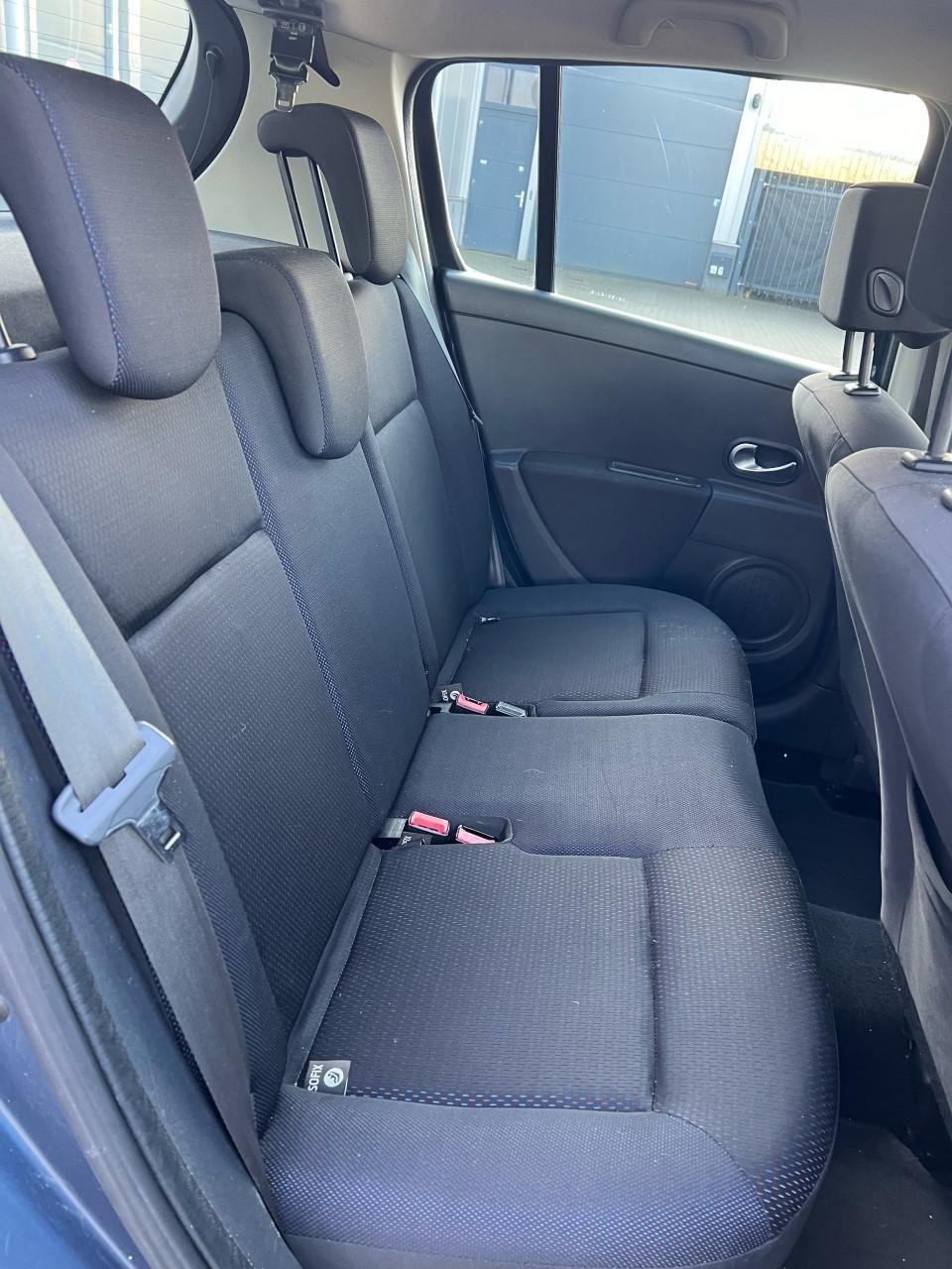 Renault Clio 1.4-16V Airco/ Cruise Jaar Apk