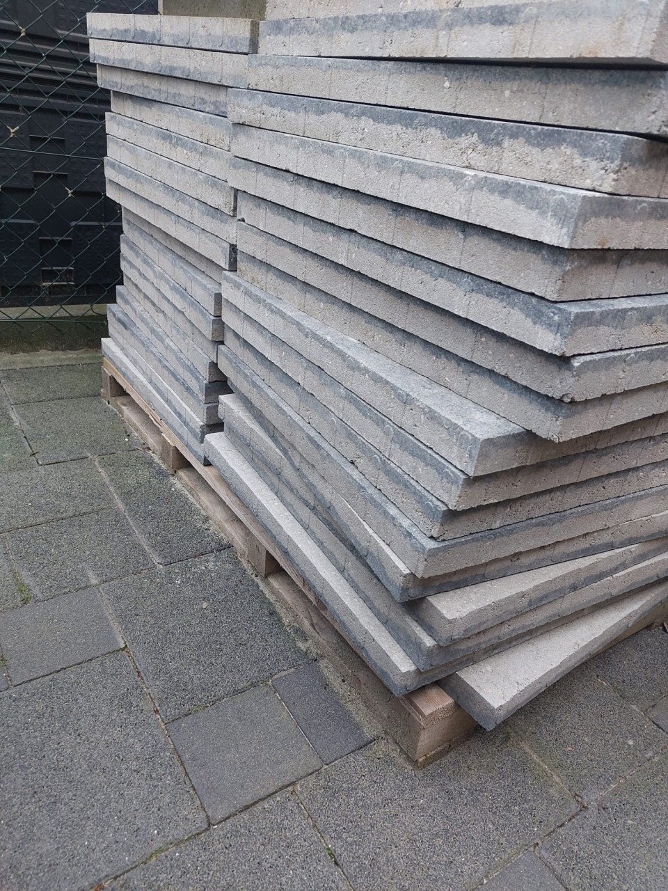 Grezzo terras tegels