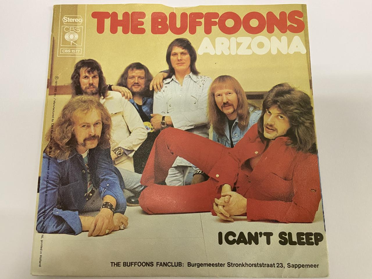 12 st diverse Singels.