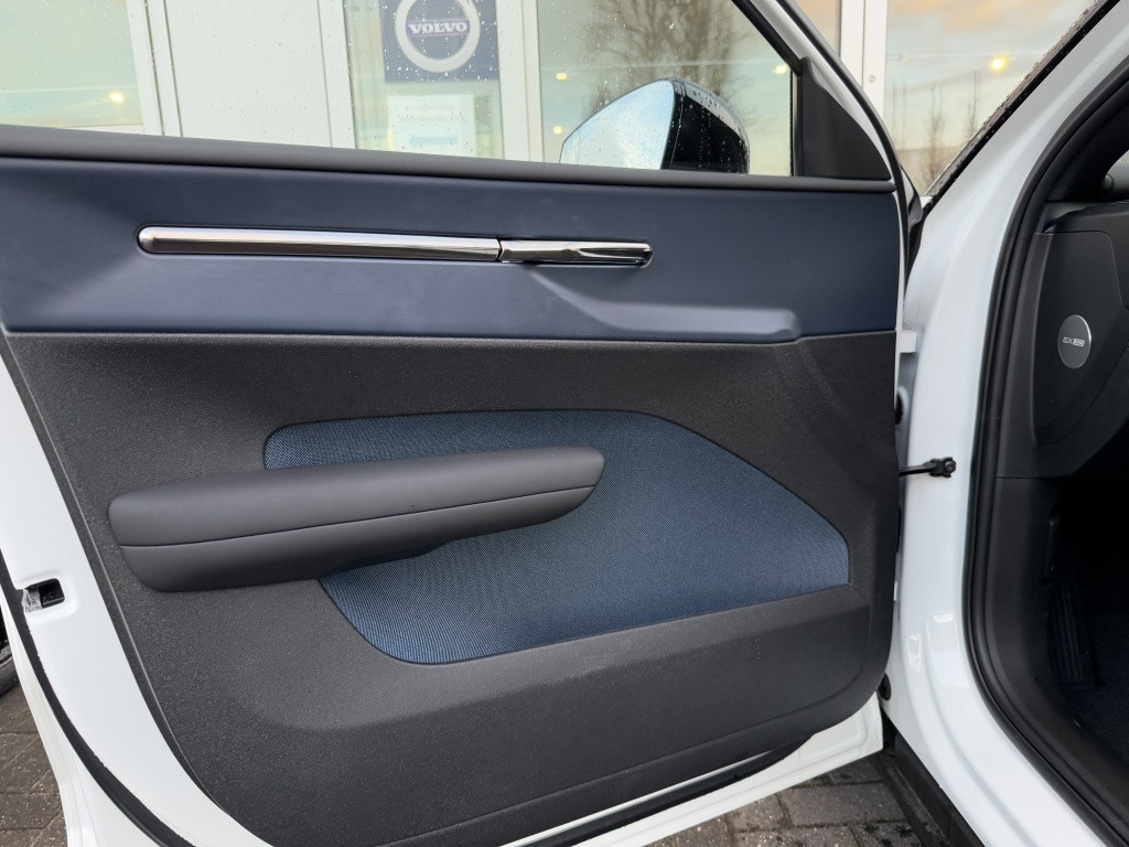 Volvo Ex30 nieuwprijs € 47.790 | extended range plus