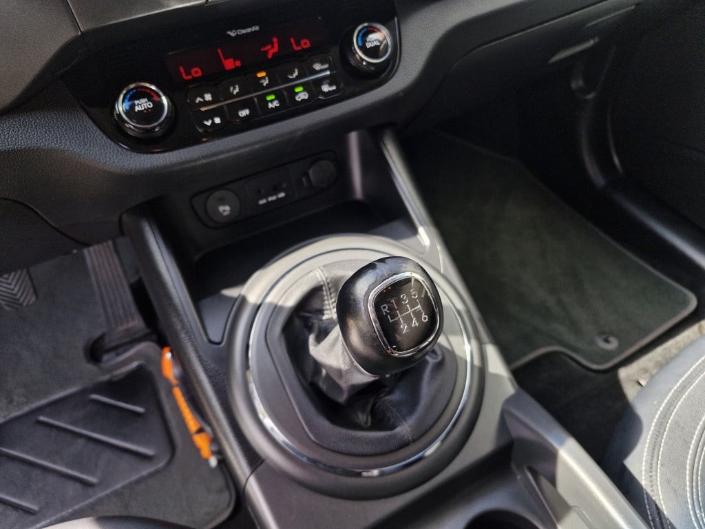 Kia Sportage 1.6 gdi x-ecutive +