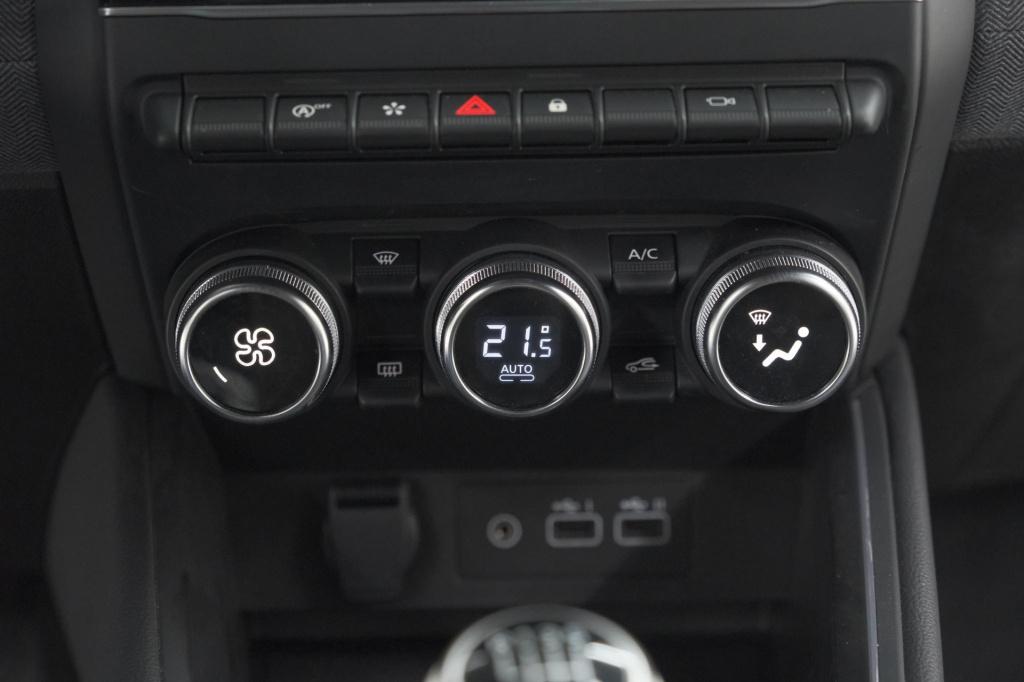 Renault Clio tce 90 techno | 360 camera | adaptieve cruise control | 9.3 in