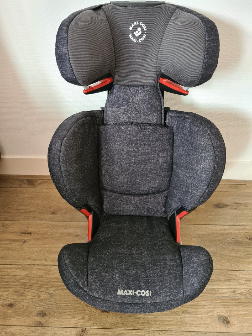 Maxi-Cosi Rodifix Airprotect  Is alleen gebruikt voor kleinkind