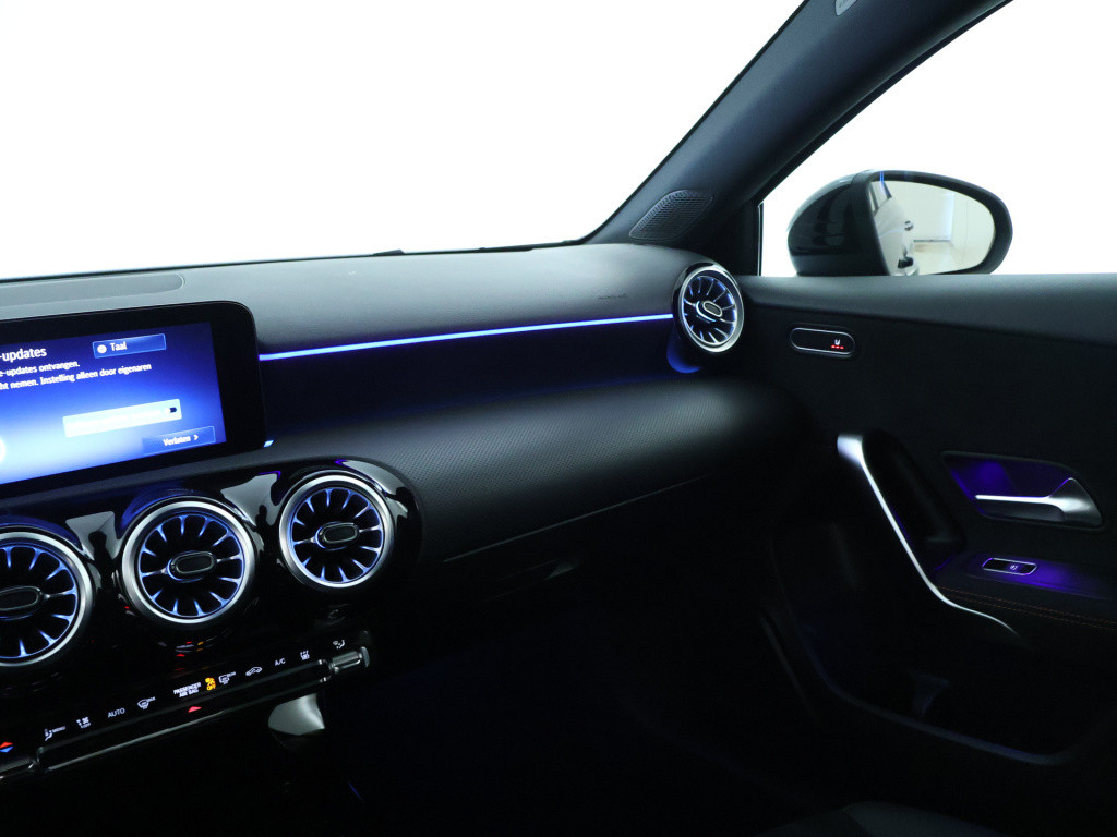 Mercedes-Benz A-Klasse 250 e amg line | amg line advanced plus | night pakk