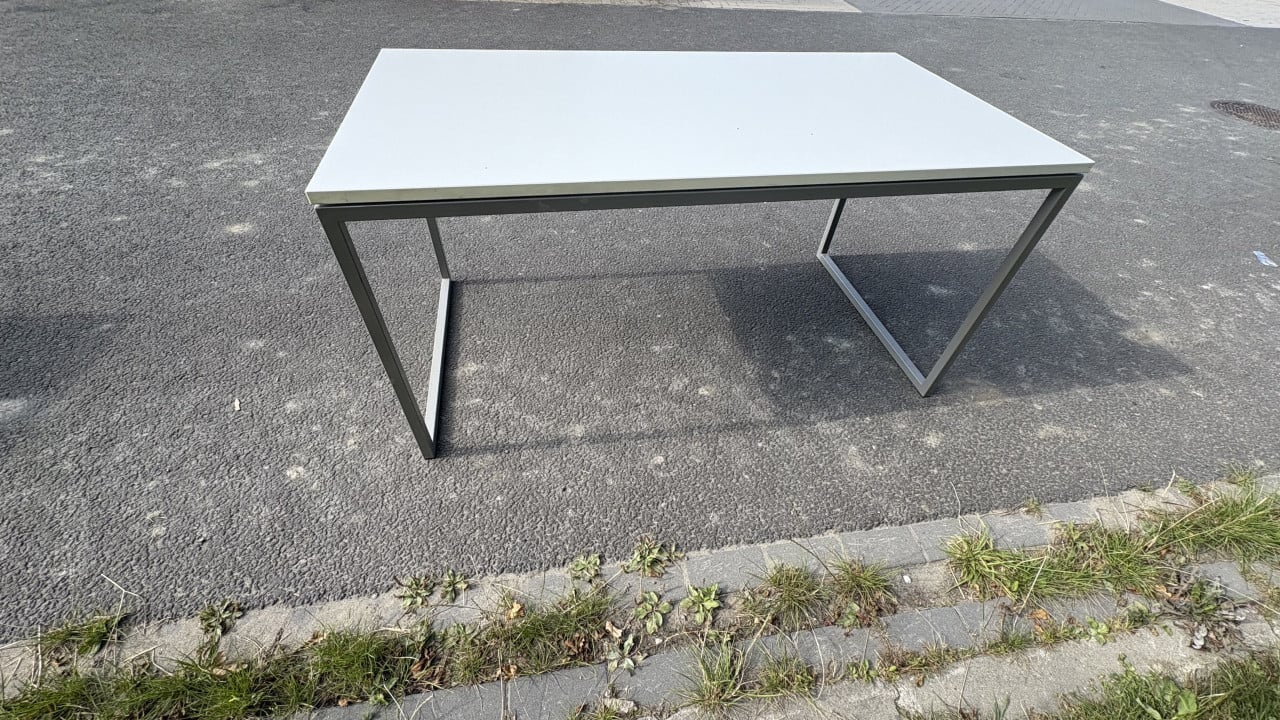 Kantinetafel