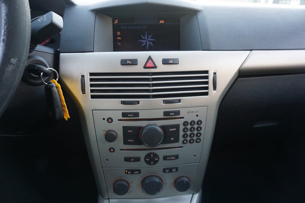 Opel Astra wagon 1.6 temptation airco / navi / cruise / elektr. ramen / par